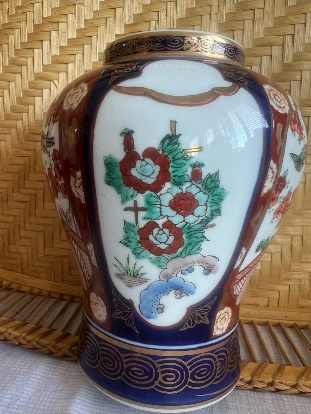 Gold Imari Hand Painted 7.5” Tall Vase